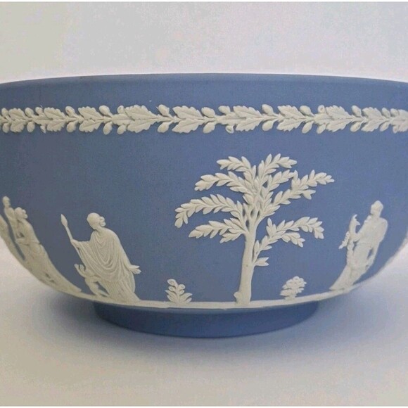 VTG Wedgwood Jasperware Bowl Aprox 8" The Sacrifice Greek Design 1972 Blue Matte - Picture 11 of 11
